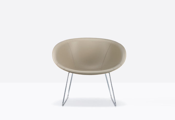 Gliss 341 Lounge Chair by Pedrali