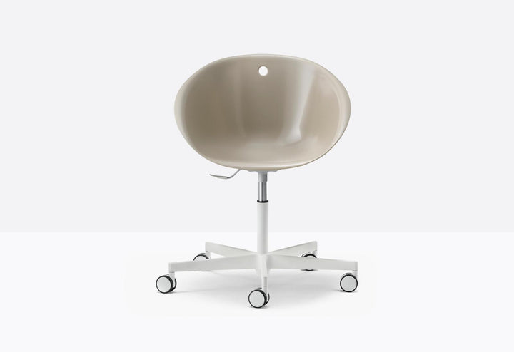 Gliss 960 Office Chair by Pedrali
