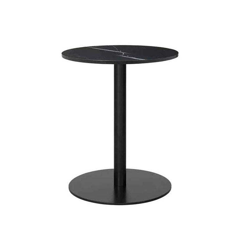 GUBI 1.0 Dining Table Round by Gubi - Additional Image - 2