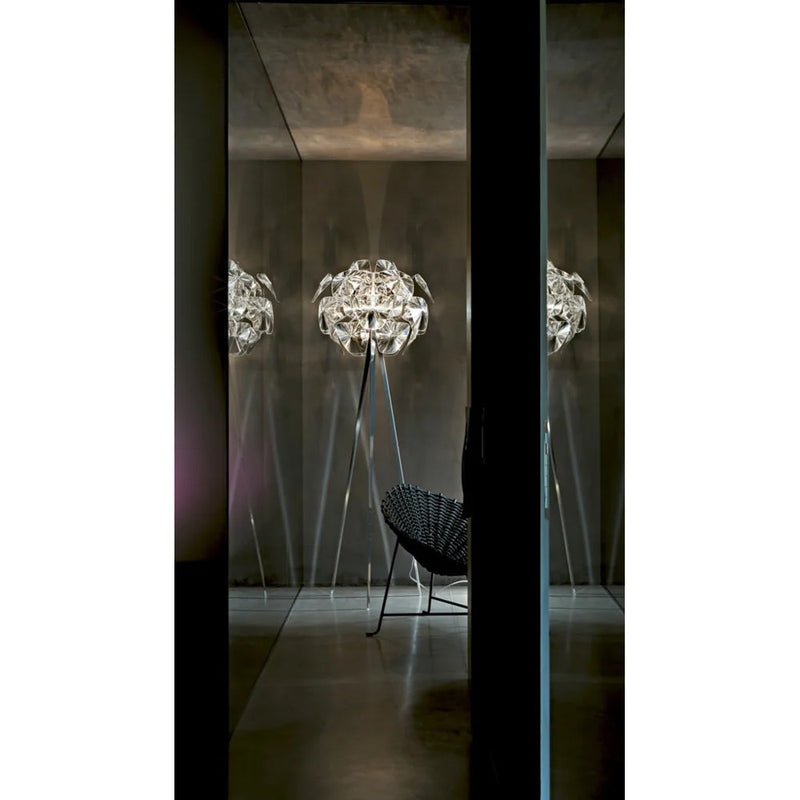 Hope Floor Lamp by Luceplan 2