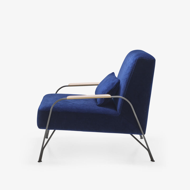 Humphrey Armchair Complete Item by Ligne Roset - Additional Image - 2