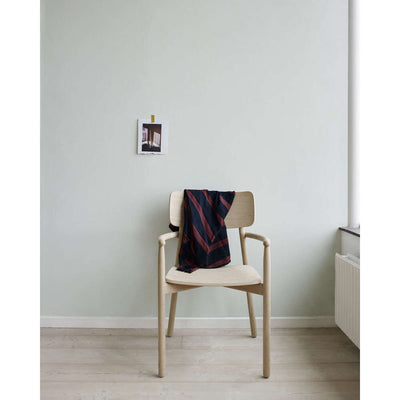 Hven Armchair by Fritz Hansen - Additional Image - 7