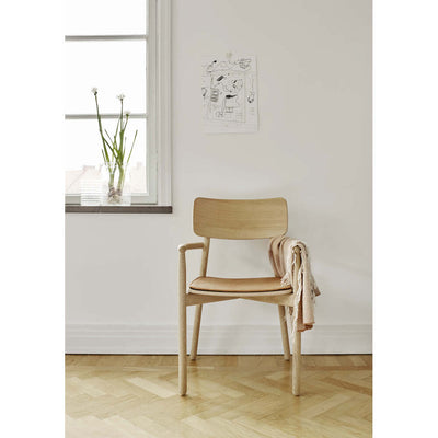 Hven Armchair Cushion by Fritz Hansen - Additional Image - 2