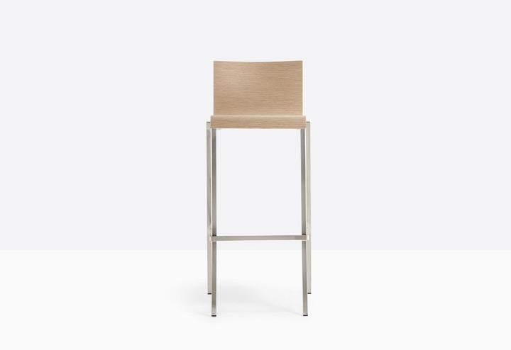 Kuadra 1326 Barstool by Pedrali