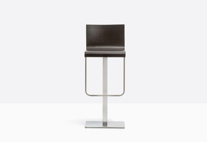 Kuadra 4429 Barstool by Pedrali