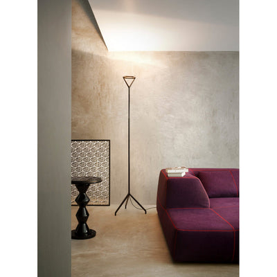 Lola Floor Lamp by Luceplan 2