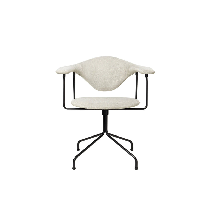 Masculo Meeting Chair Fully Upholstered by Gubi - Additional Image - 2