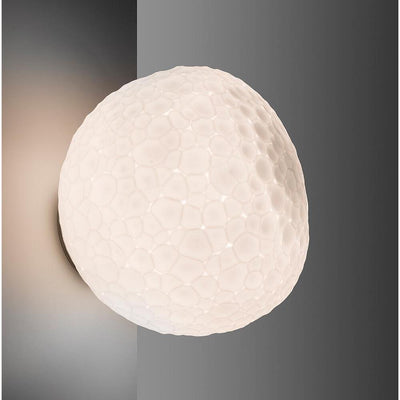 Meteorite 48 Wall/Ceil Max 100 E26 White by Artemide 