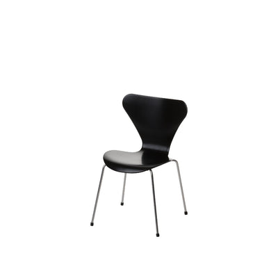 Miniature Series 7 Deskchair by Fritz Hansen - Additional Image - 1