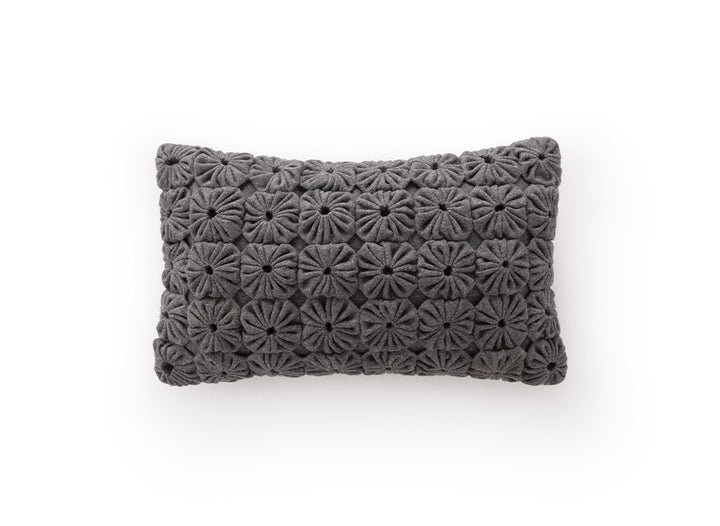 Momos Cushion by GAN