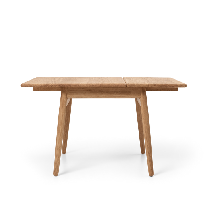 ND55 Coffee Table by Carl Hansen & Son
