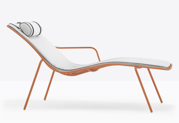 Nolita 3654 Chaise Lounge by Pedrali