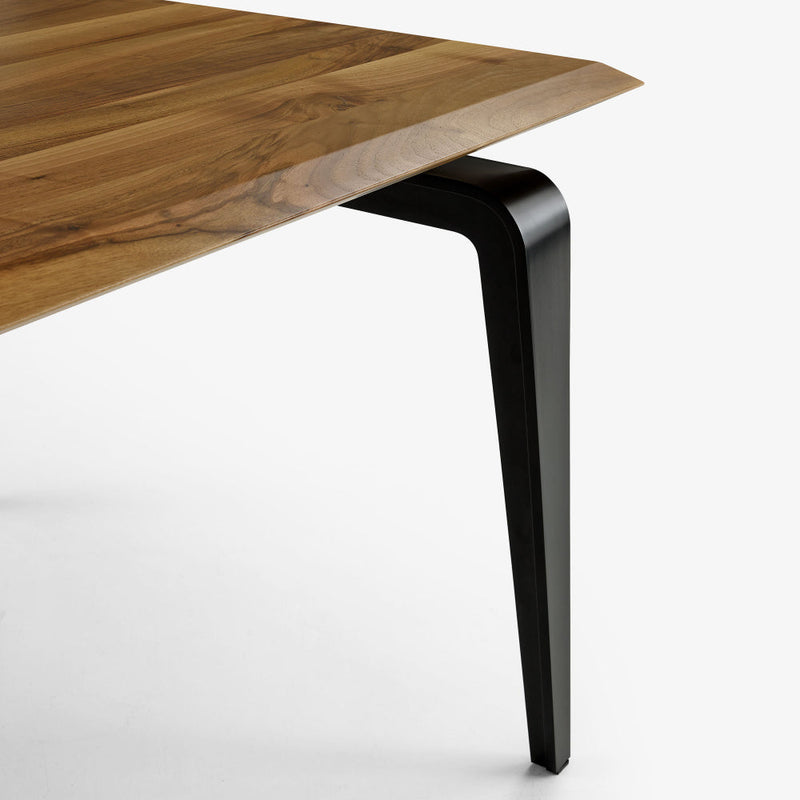 Odessa Dining Table by Ligne Roset - Additional Image - 37
