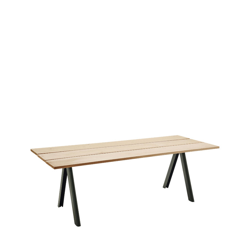 Overlap Outdoor Dining Table by Fritz Hansen - Additional Image - 3