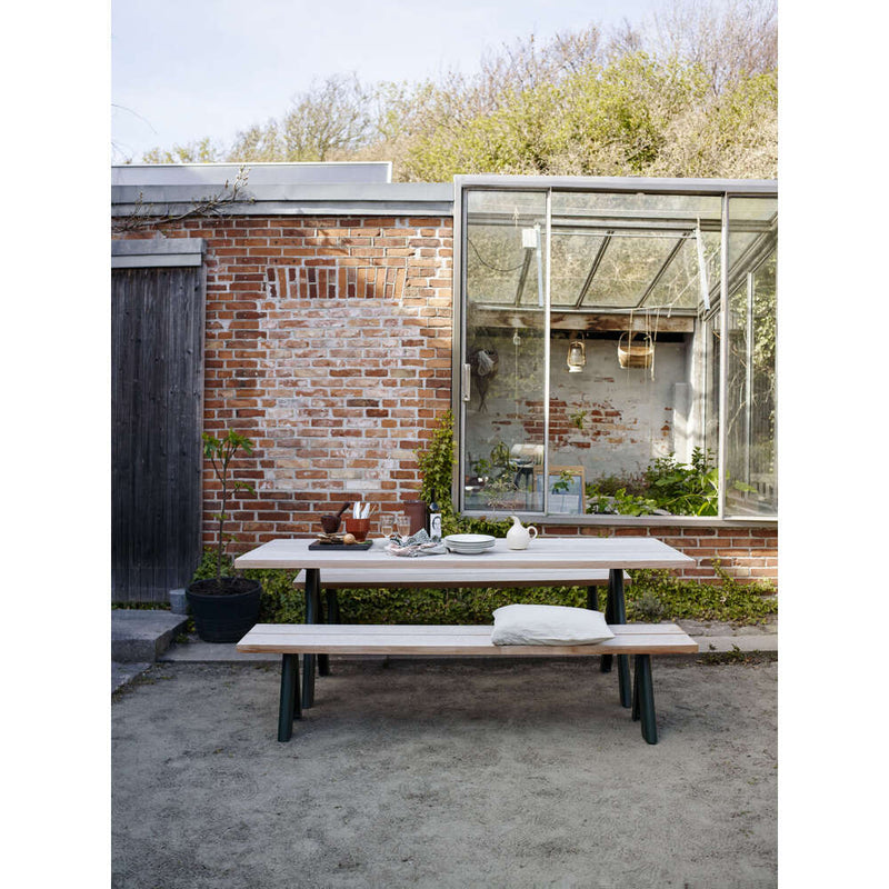 Overlap Outdoor Dining Table by Fritz Hansen - Additional Image - 5