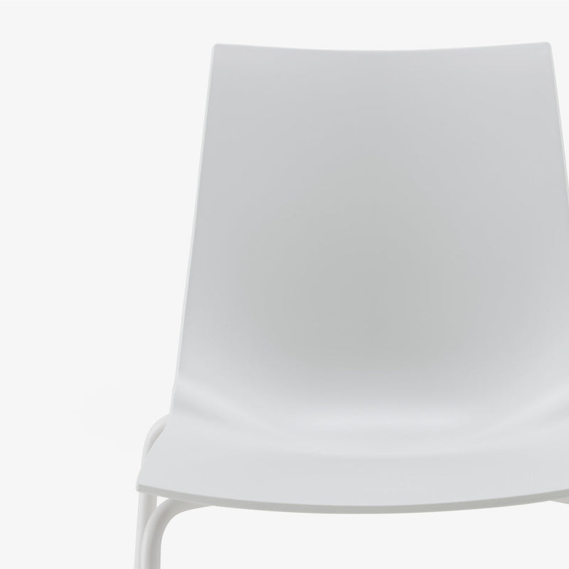 Paola Set Of 2 Chairs White White Lacquered Base by Ligne Roset - Additional Image - 2