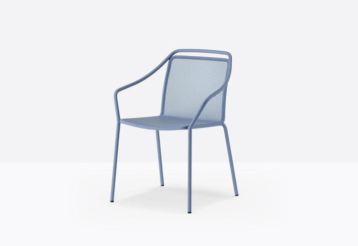 Philía Mesh 3925 Outdoor Dining Armchair by Pedrali