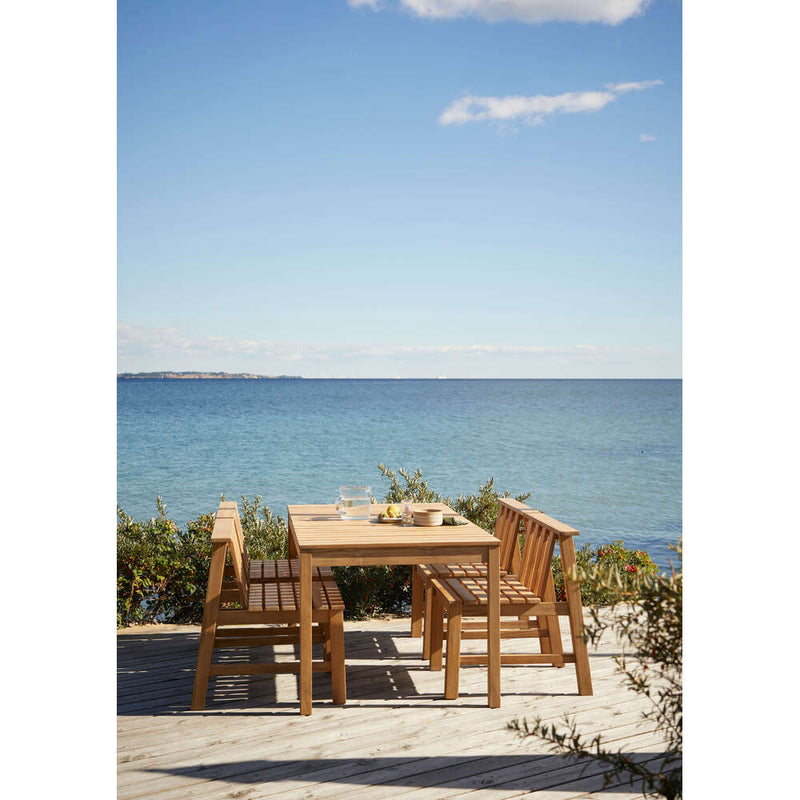 Plank Outdoor Dining Table by Fritz Hansen - Additional Image - 2