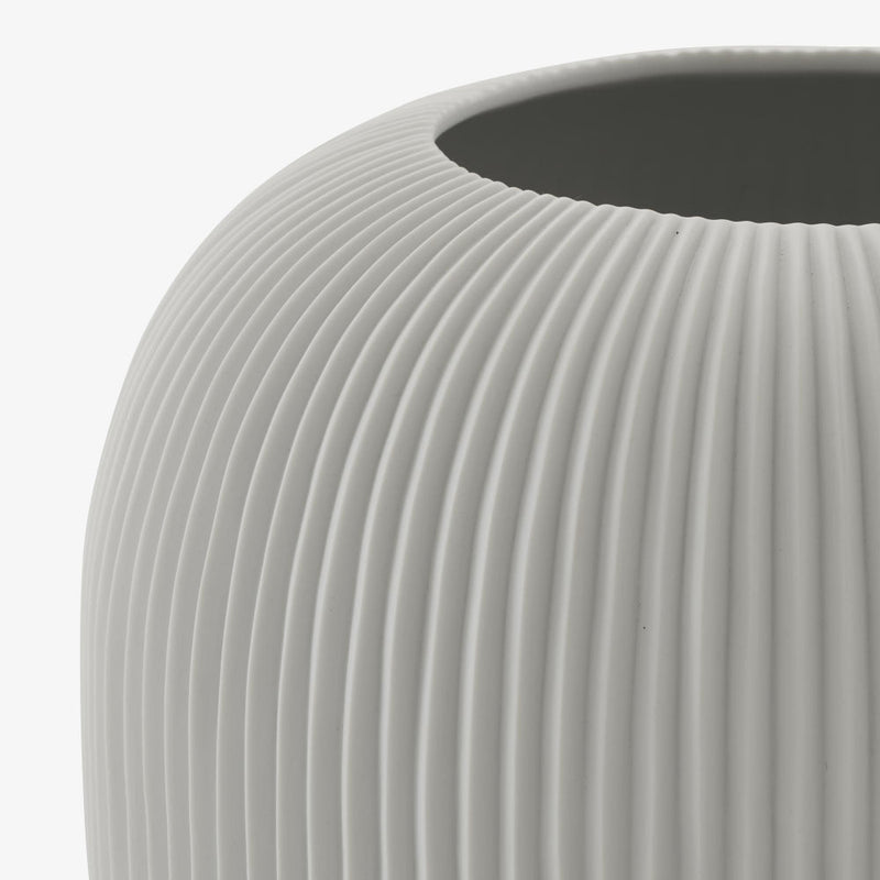 Plisse Vase by Ligne Roset - Additional Image - 2