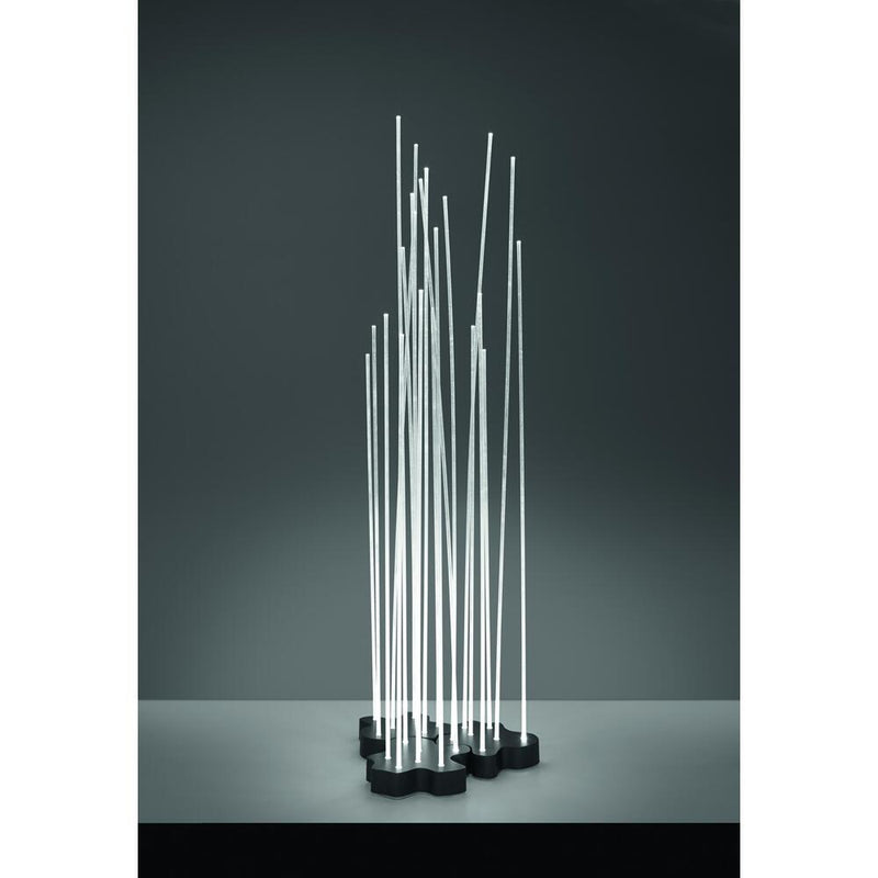 Reeds 21 LED 28W Floor Triple Ip67 3000K 120V Ul by Artemide 