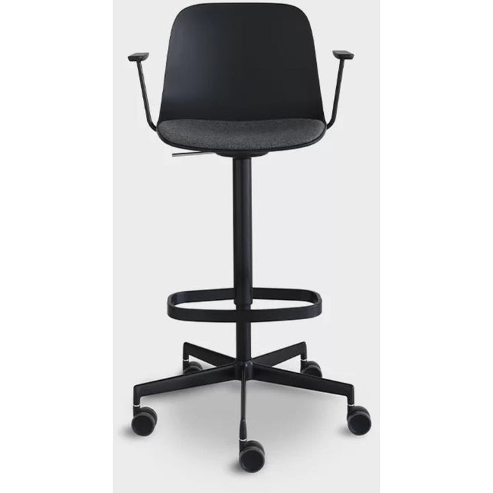 Seela S329 Stool by Lapalma