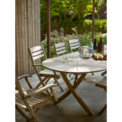 Selandia Outdoor Dining Table seltable by Fritz Hansen