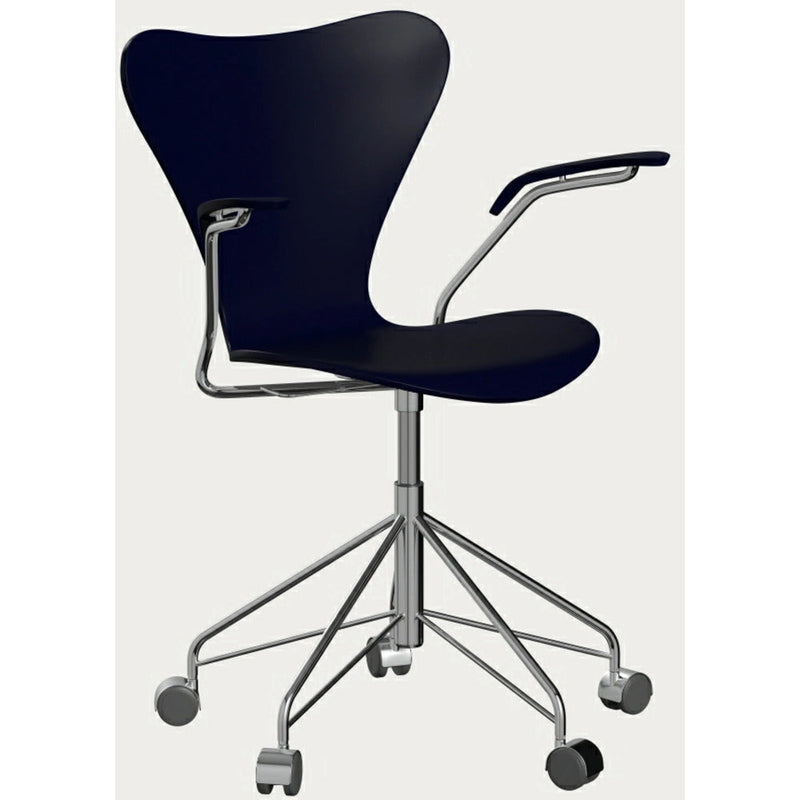 Series 7 Desk Chair 3217 by Fritz Hansen - Additional Image - 18