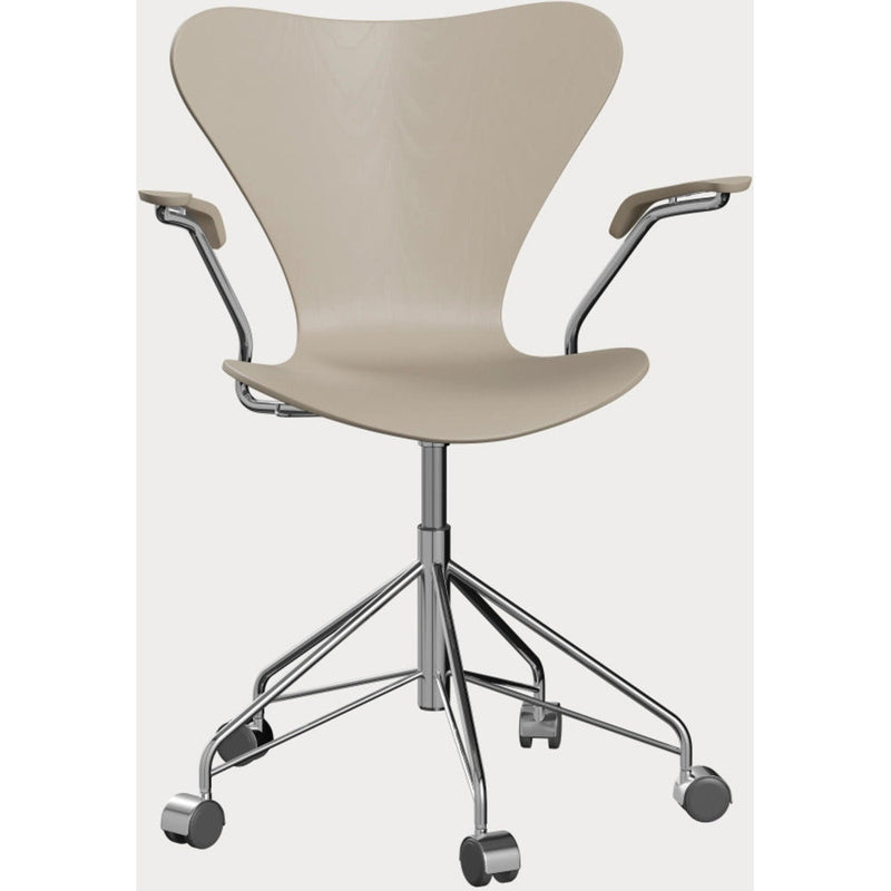 Series 7 Desk Chair 3217 by Fritz Hansen - Additional Image - 5