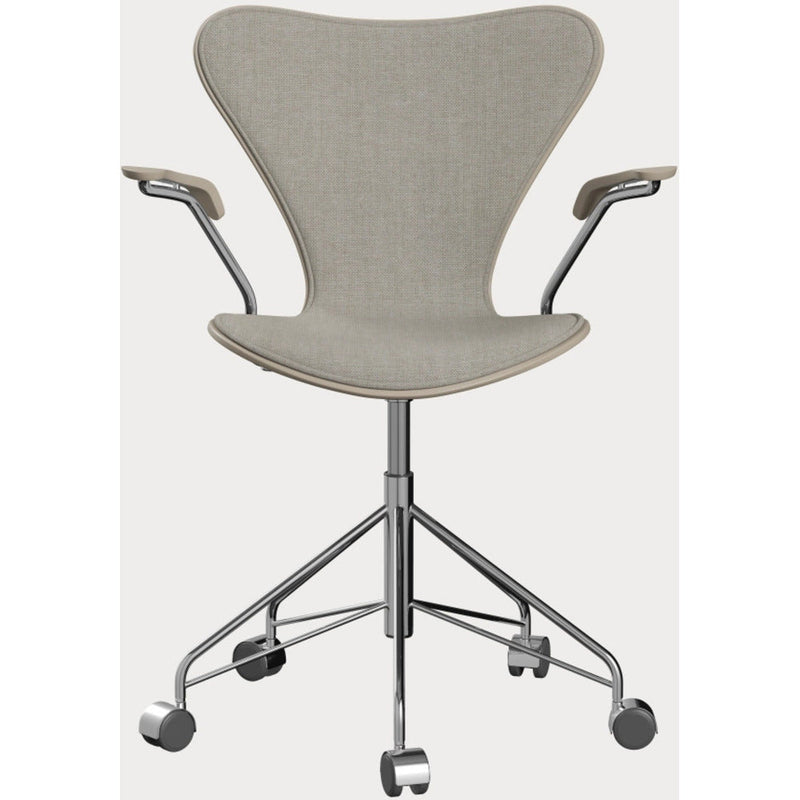 Series 7 Desk Chair 3217fru by Fritz Hansen - Additional Image - 1