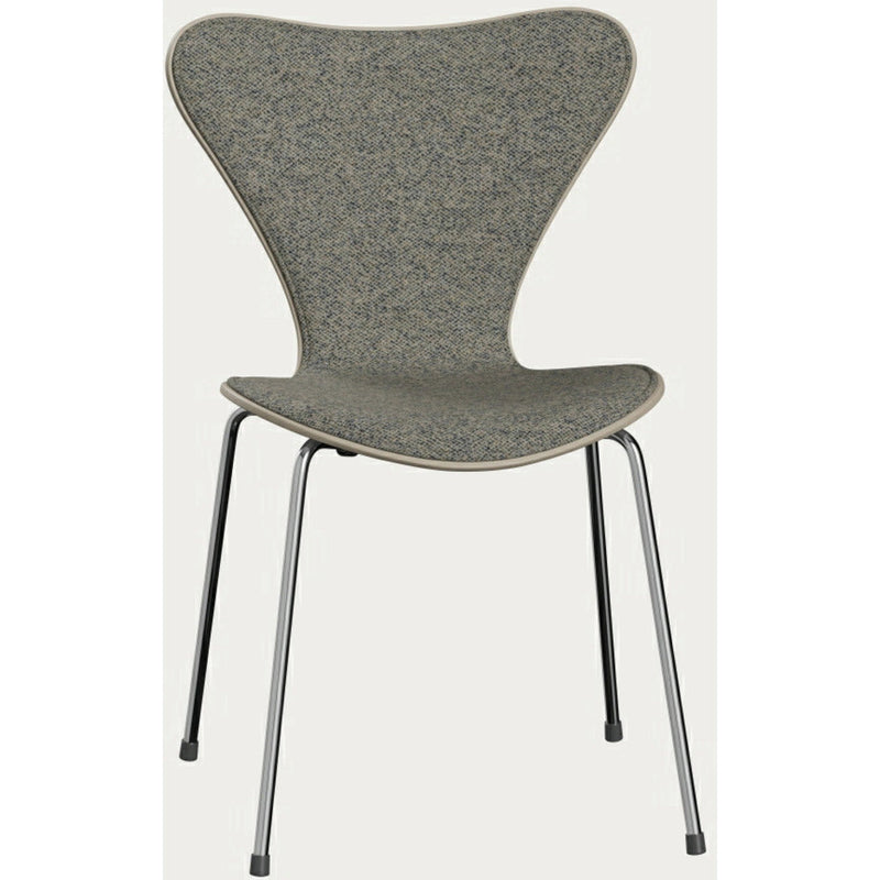 Series 7 Dining Chair Warm Graphite by Fritz Hansen - Additional Image - 5