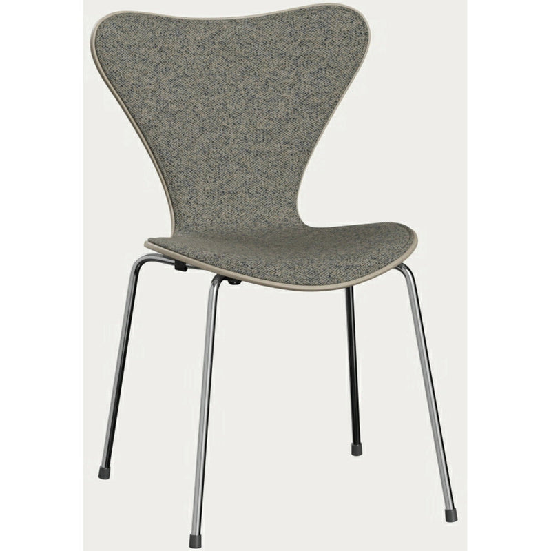 Series 7 Dining Chair Warm Graphite by Fritz Hansen - Additional Image - 9