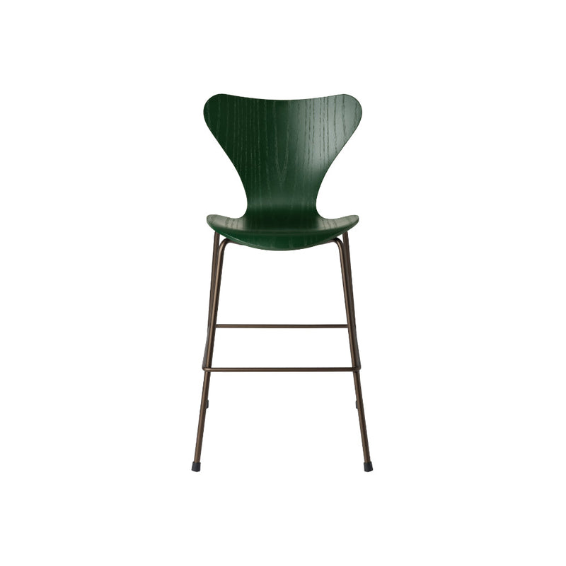 Series 7 Junior Dining Chair by Fritz Hansen