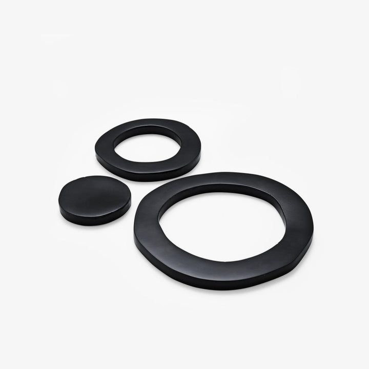 Silicate Plate Stand Black Lacquer by Ligne Roset - Additional Image - 2
