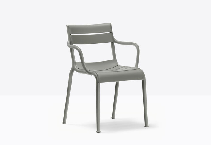 Souvenir 555RM Outdoor Dining Armchair by Pedrali