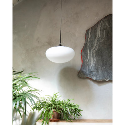 Stemlite Pendant by Gubi - Additional Image - 3