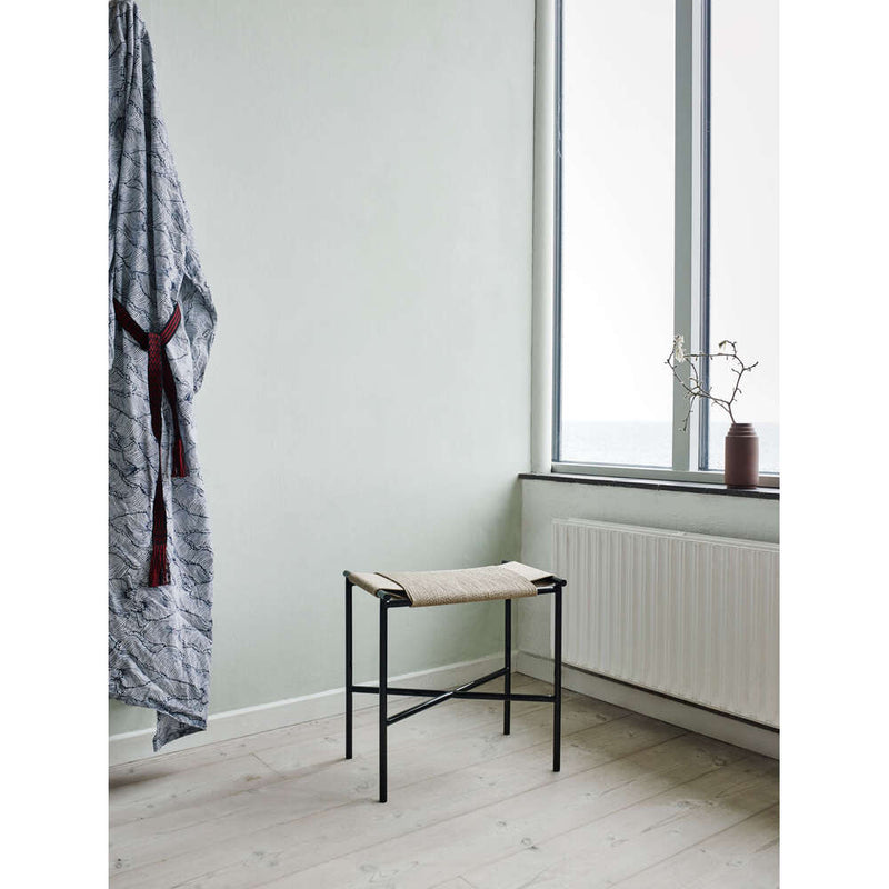 Vent Stool by Fritz Hansen - Additional Image - 2