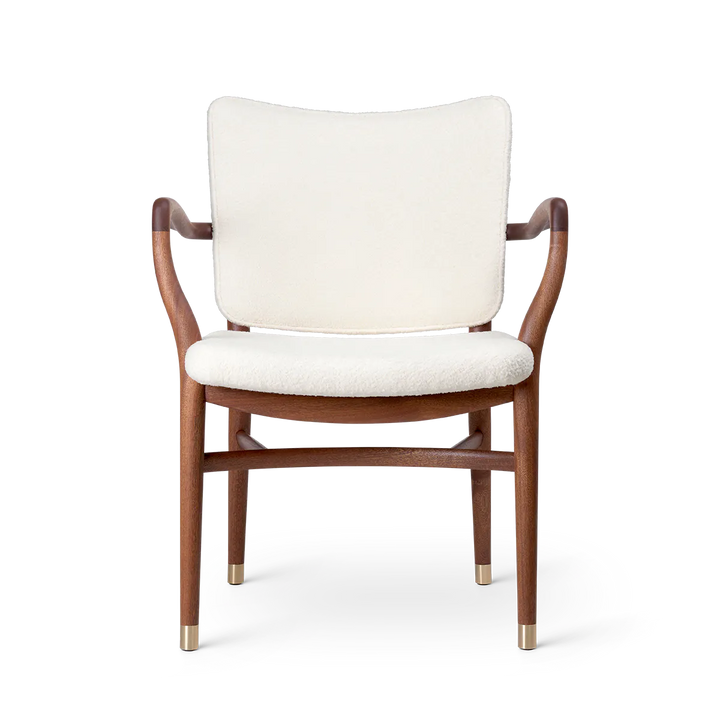 VLA61 Monarch Armchair by Carl Hansen & Son