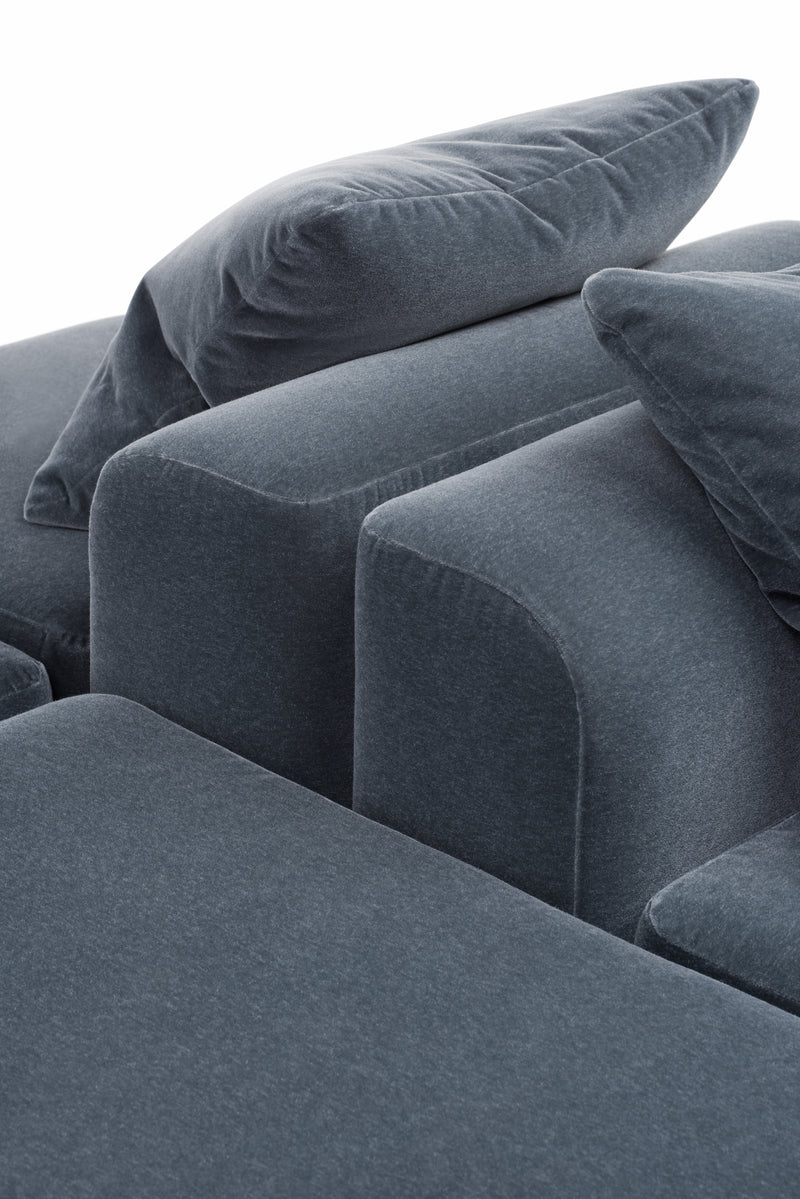 Sirius Sofa System by De La Espada