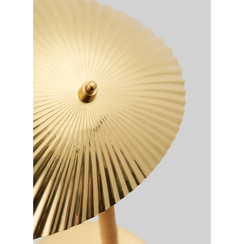 5321 Table Lamp by Gubi - Additional Image - 2