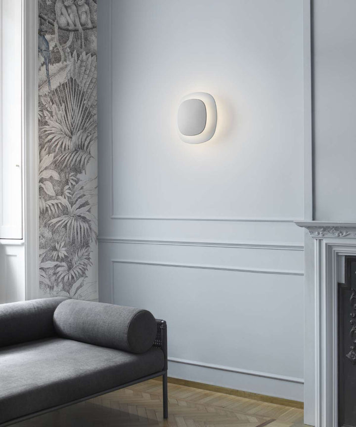 Luthien Wall Lamp by Luceplan
