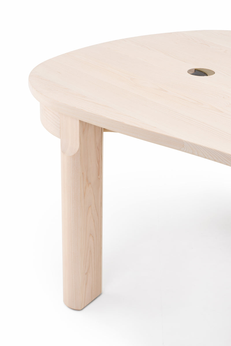 Twenty-Five Desk by De La Espada