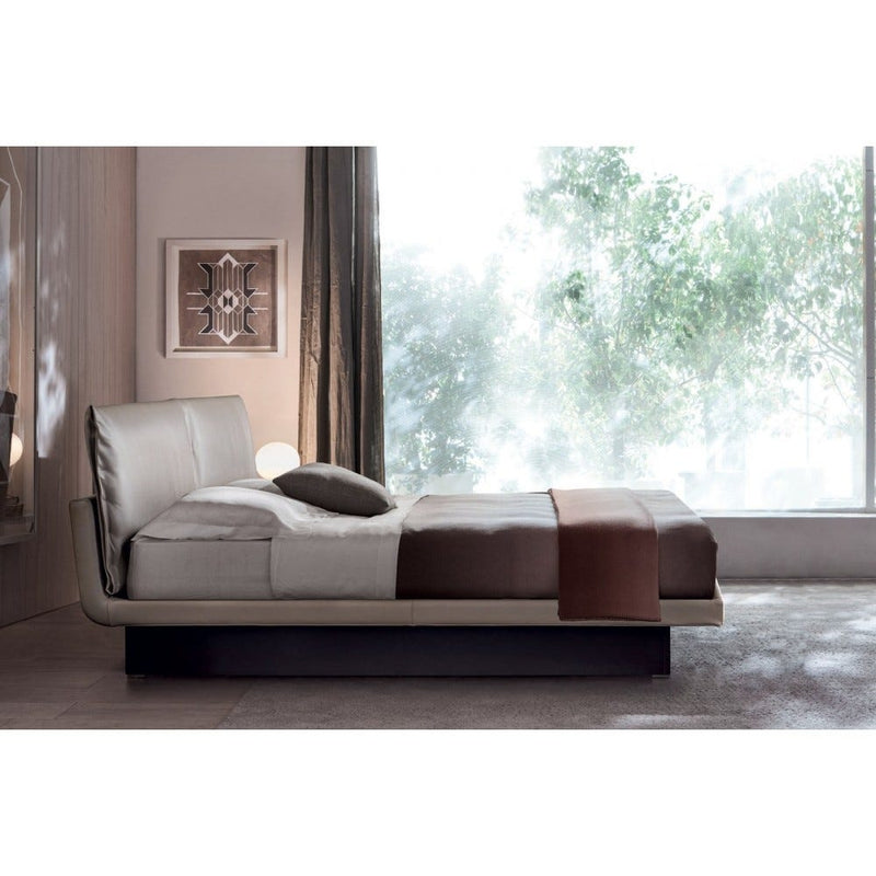 Honey Bed by Molteni & C