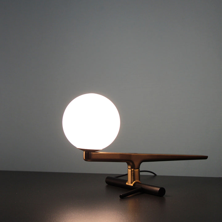 Yanzi Table Lamp by Artemide