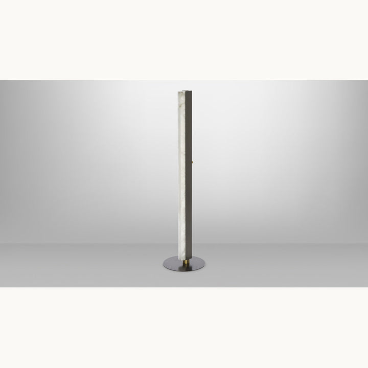 Artes Floor Light by CTO