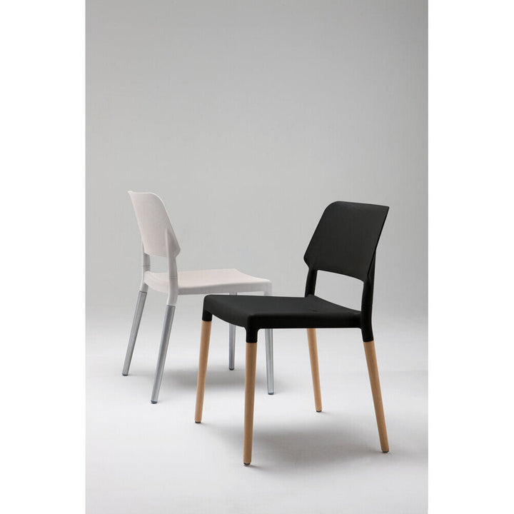 Belloch Chair by Santa & Cole