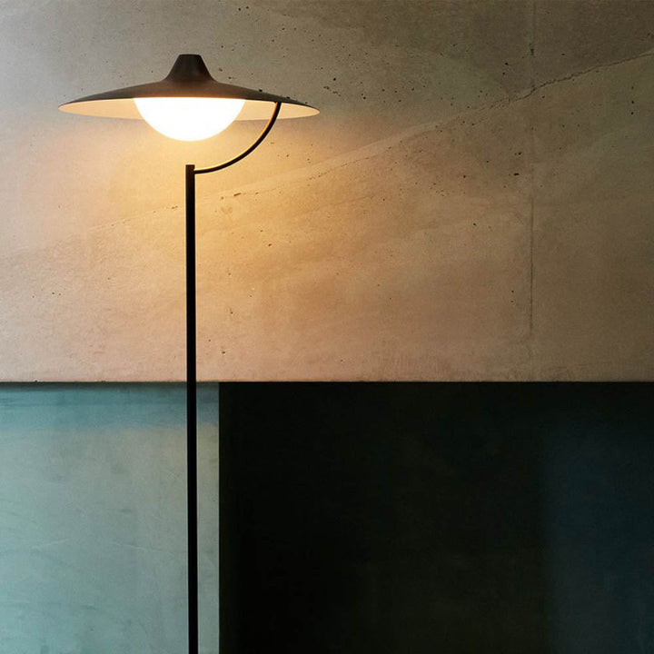 Biny Floor by DCW