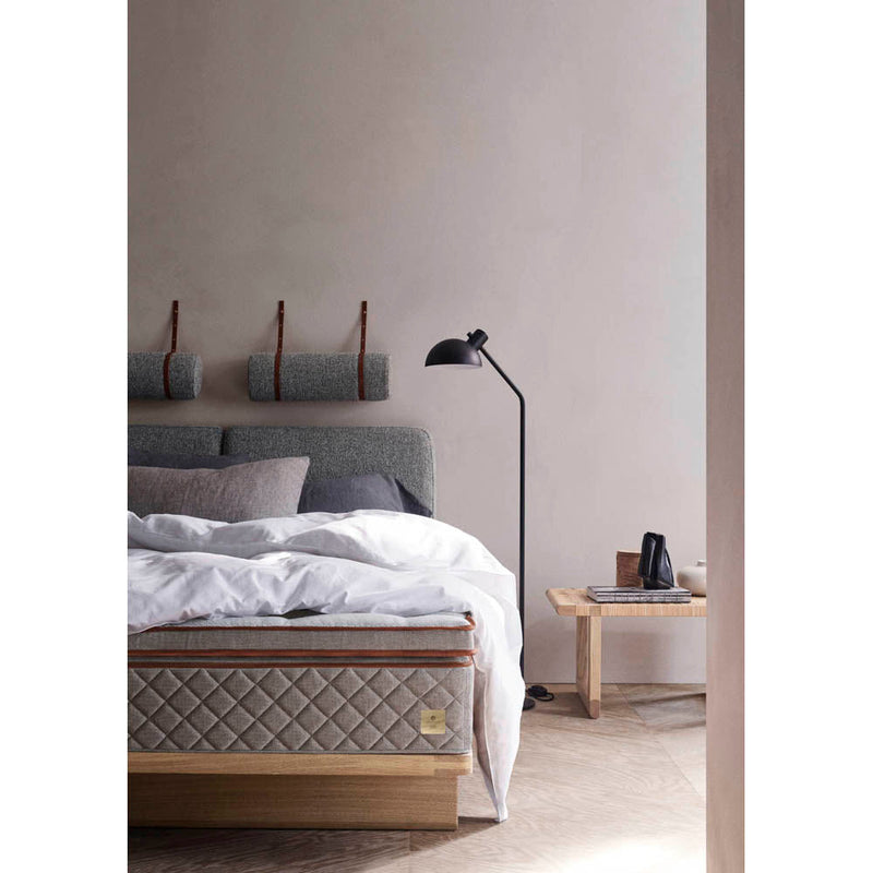 BM0555 Bed End to wall by Carl Hansen & Son - Additional Image - 10