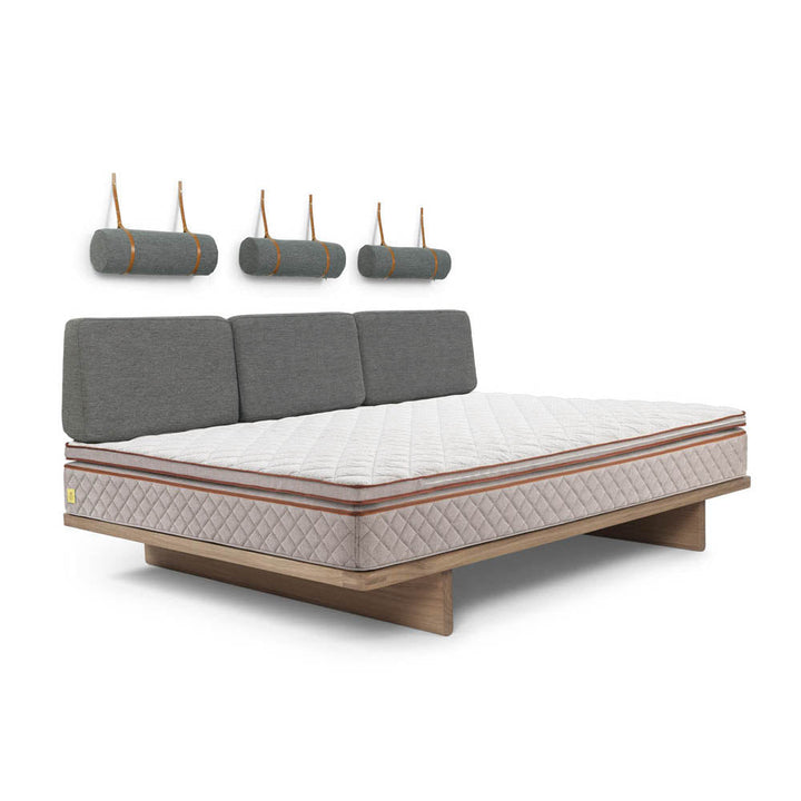 BM0555 Bed Side to wall by Carl Hansen & Son