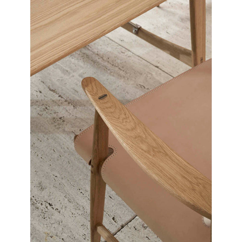BM1160 Hunting Table by Carl Hansen & Son - Additional Image - 6
