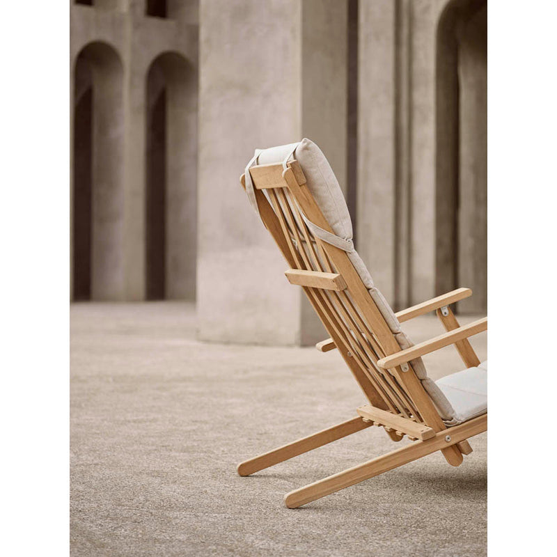 BM5565 Deck Chair with Footrest by Carl Hansen & Son - Additional Image - 9